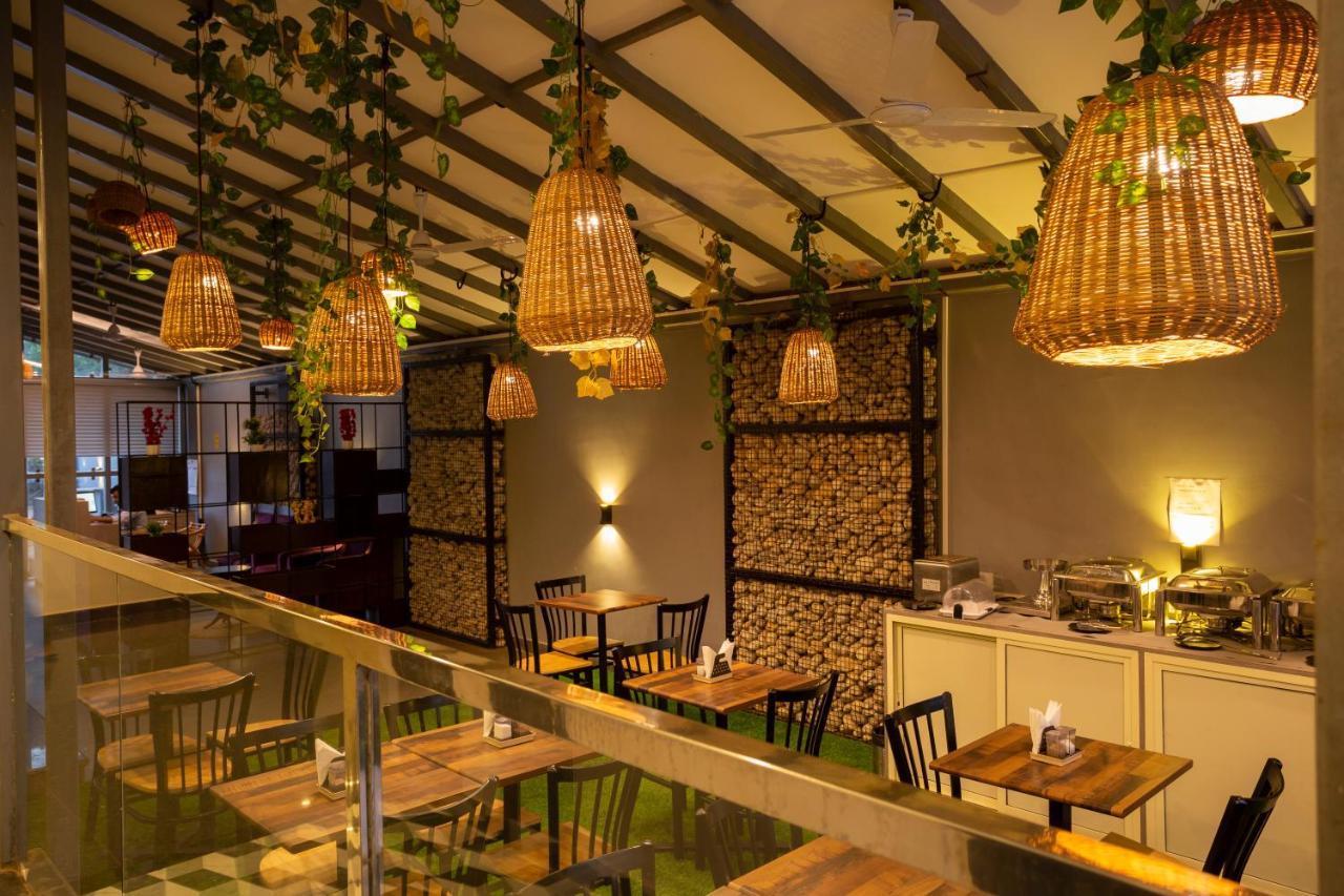 The Porto By Lagom Vagator Goa Near Ozran Beach อันจูนา ภายนอก รูปภาพ