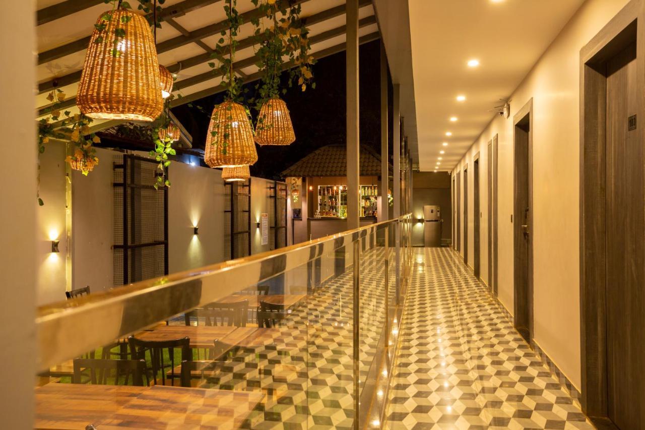 The Porto By Lagom Vagator Goa Near Ozran Beach อันจูนา ภายนอก รูปภาพ