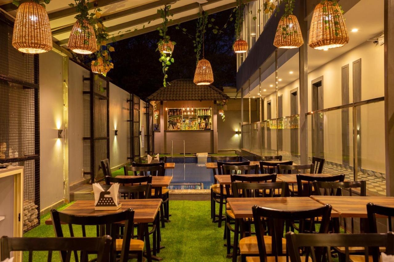 The Porto By Lagom Vagator Goa Near Ozran Beach อันจูนา ภายนอก รูปภาพ